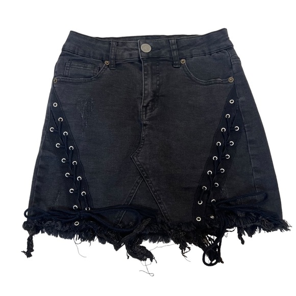 Forever 21 Dresses & Skirts - Forever‎ 21 Mini Skirt